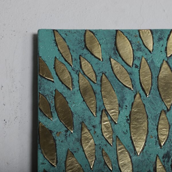 Brass Tree Leaf Wall Art – Handmade Embossed Metal on Patina Wood – Oxidized Moroccan Botanical Decor 34x61 cm - Image 4